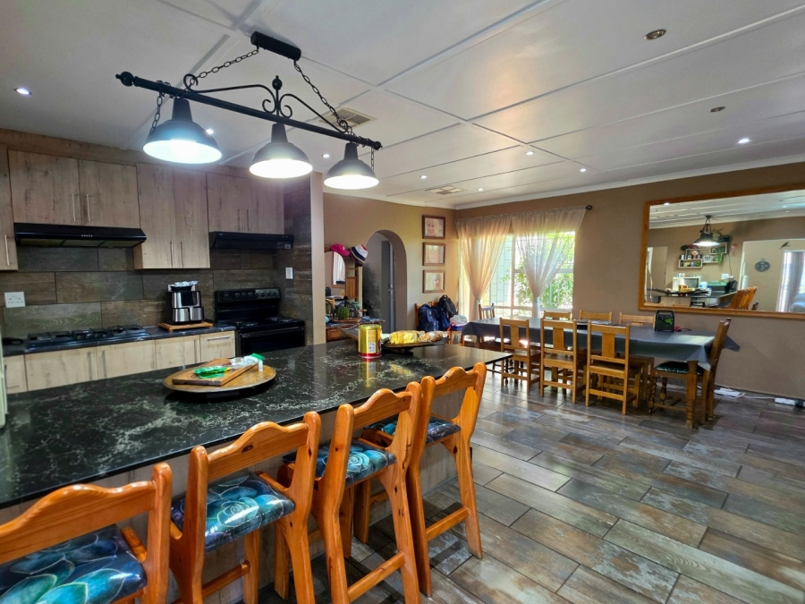 5 Bedroom Property for Sale in Blydeville Northern Cape